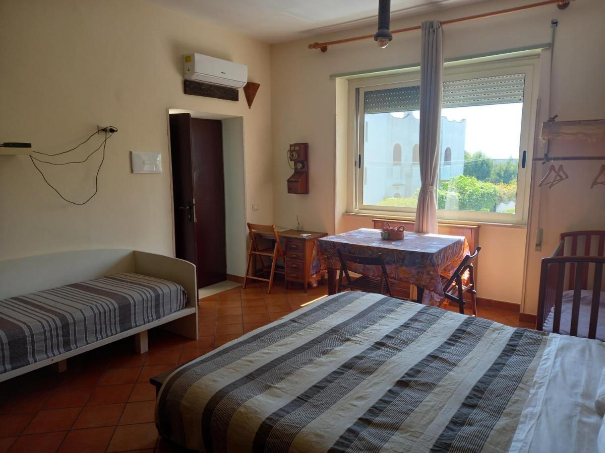 Appartamento Vista Mare Terracina Buitenkant foto